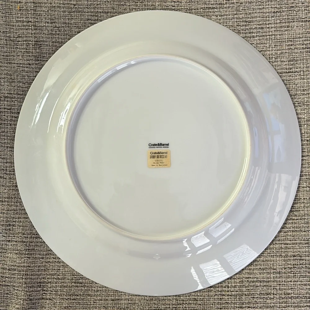 Crate&Barrel Berries 12” Platter